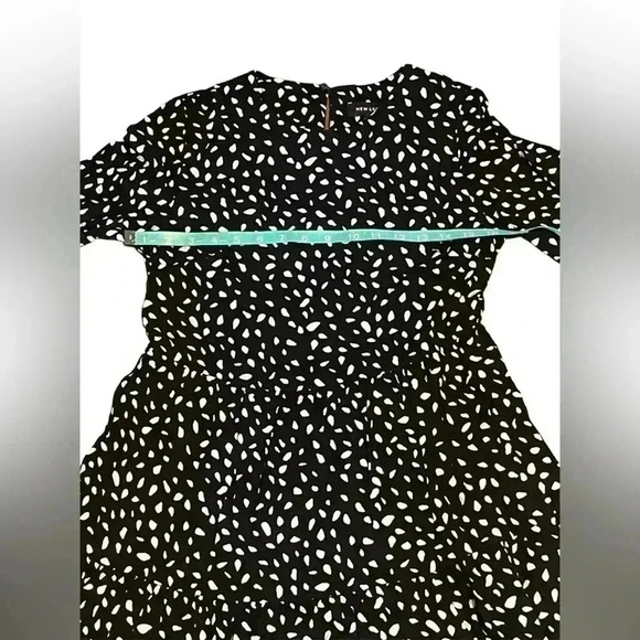 New Look. Black Spot Print Tiered Mini Smock Dress. Size US 2. NWT - Picture 9 of 11